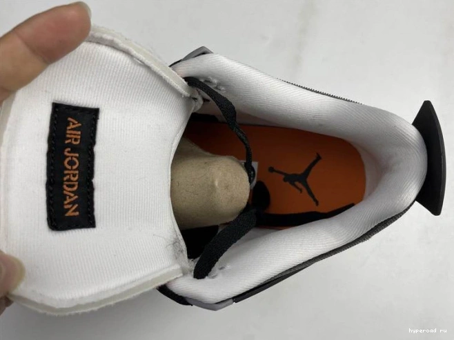 CW7183-100 4 Jordan Retro (W) Starfish Air 1214